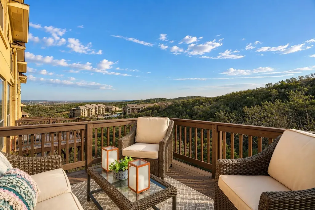 216 Sunrise Ridge Cove Austin TX 78738