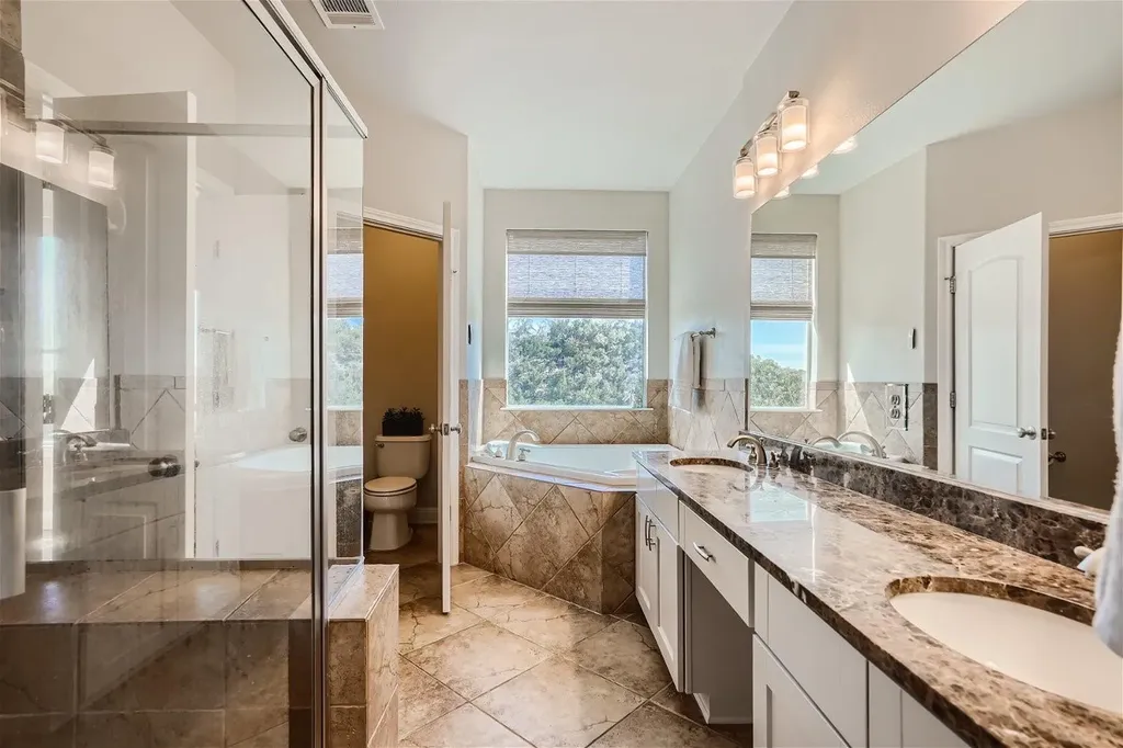 216 Sunrise Ridge Cove Austin TX 78738