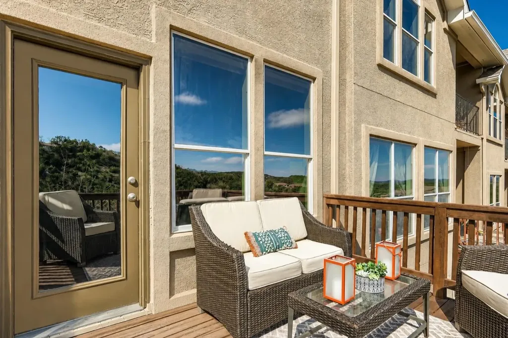 216 Sunrise Ridge Cove Austin TX 78738