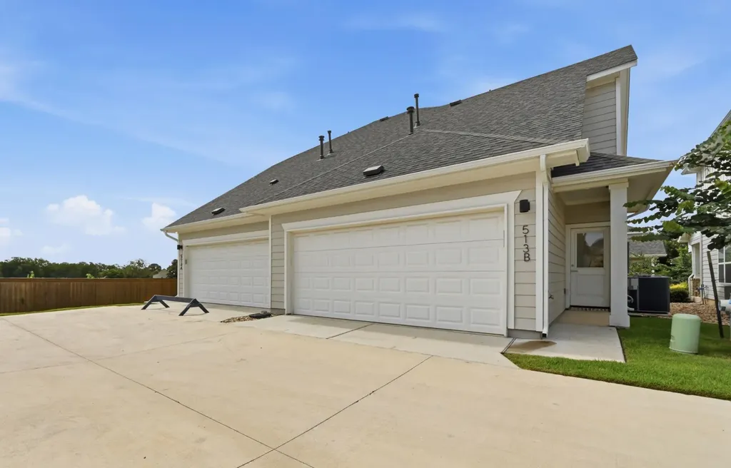 513 Burlington Drive Buda TX 78610