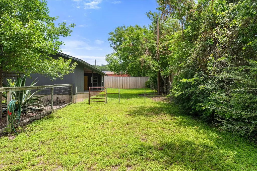 7511 Old Bee Caves Road Austin TX 78735