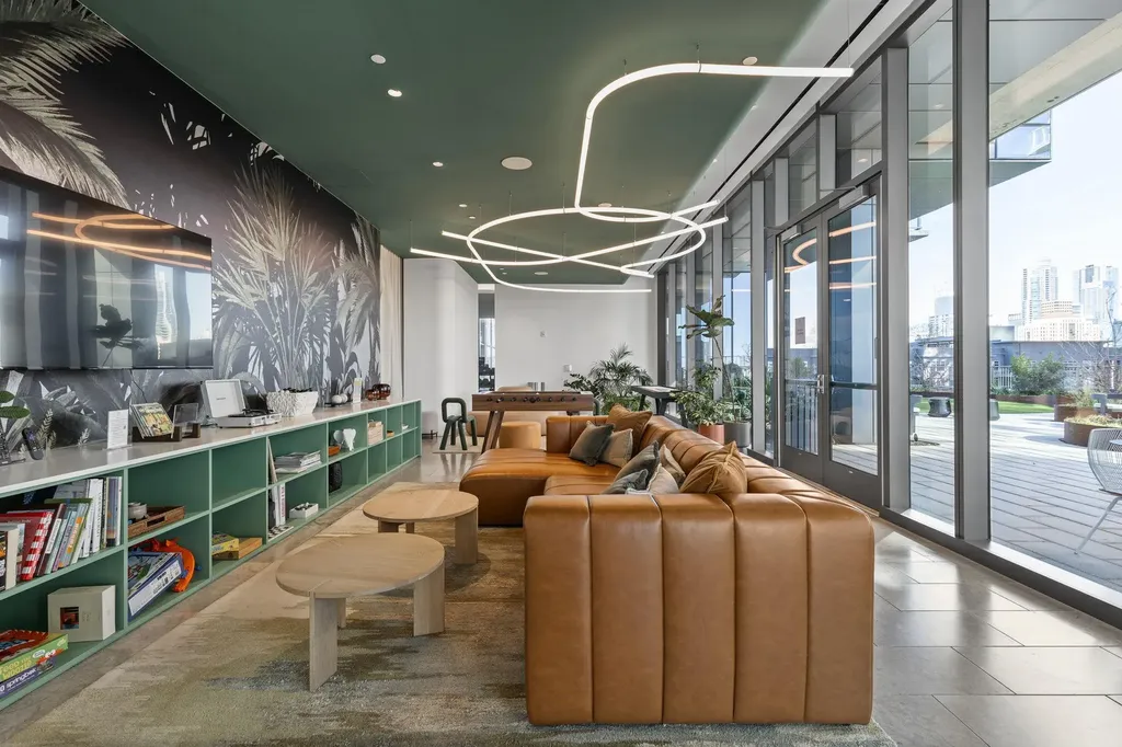 44 East Avenue Austin TX 78701