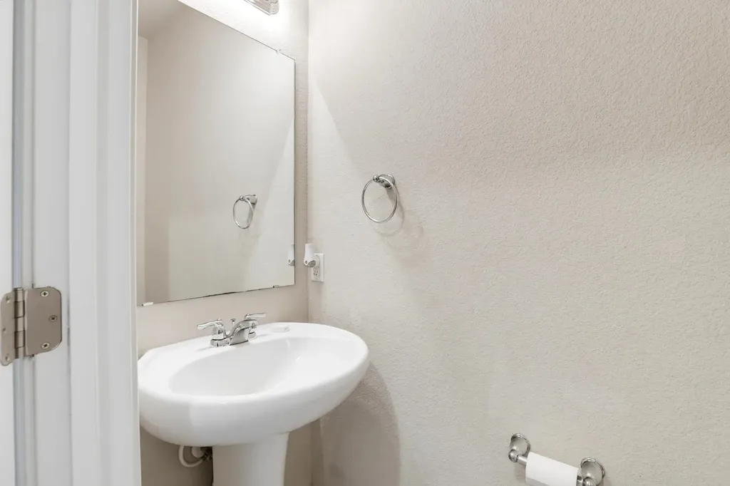 5744 Mckinney Falls San Antonio TX 78253
