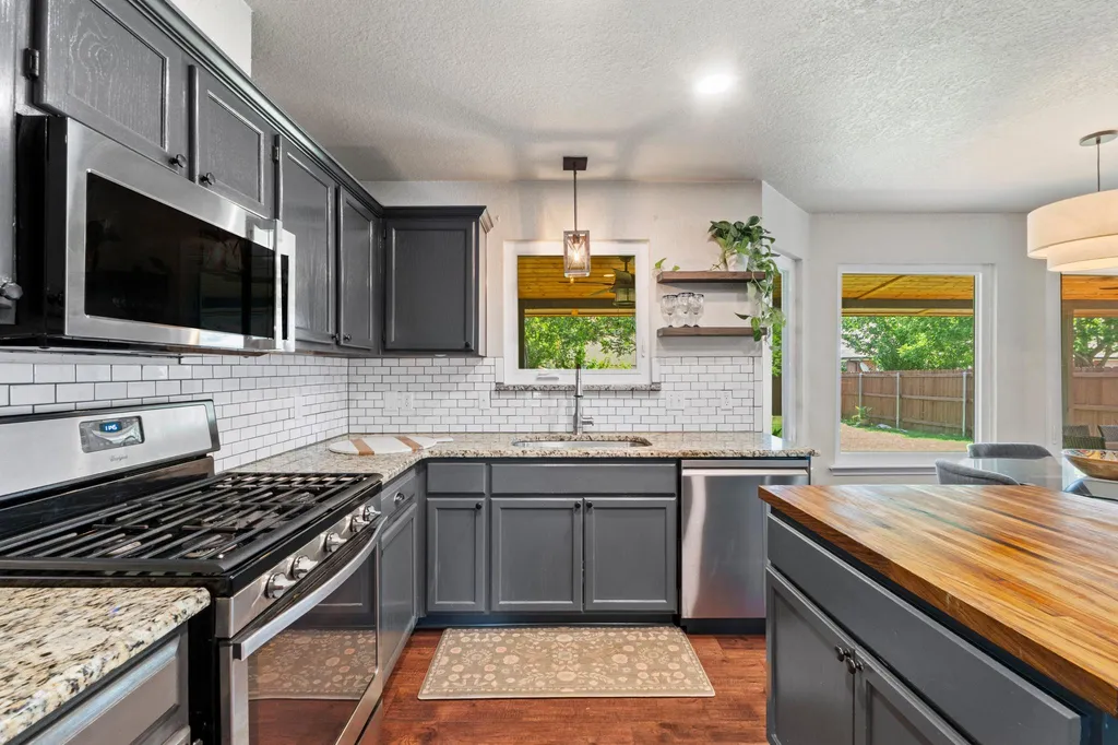 4008 Licorice Lane Austin TX 78728