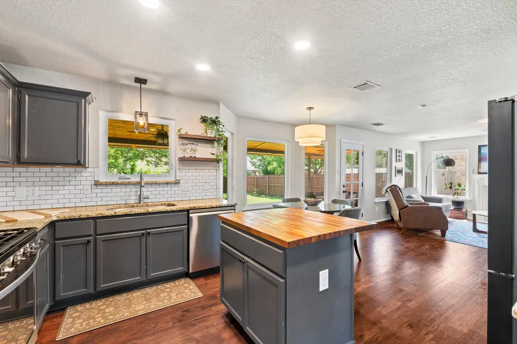 4008 Licorice Lane Austin TX 78728