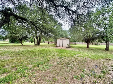 677 County Road 3081 Center Lampasas TX 76550
