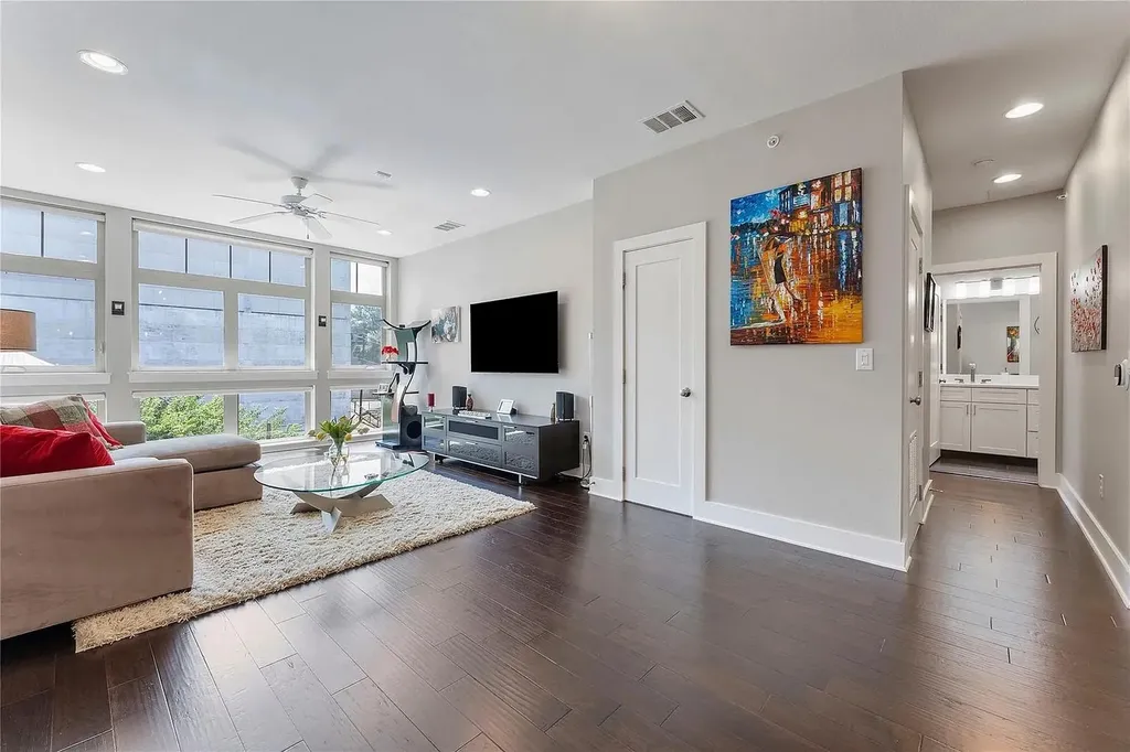 908 Nueces Street Austin TX 78701