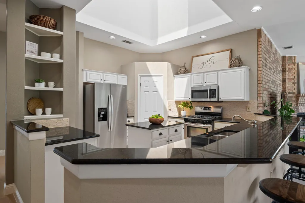 6104 Colina Lane Austin TX 78759