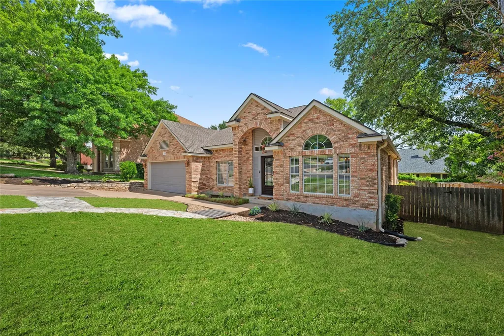6104 Colina Lane Austin TX 78759