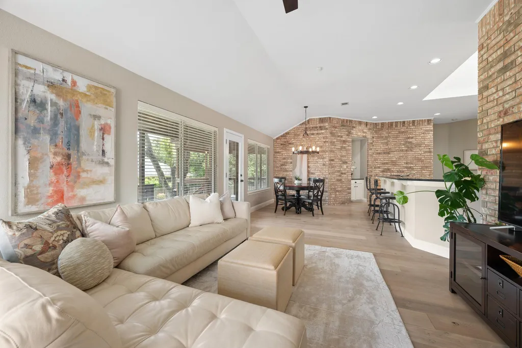 6104 Colina Lane Austin TX 78759