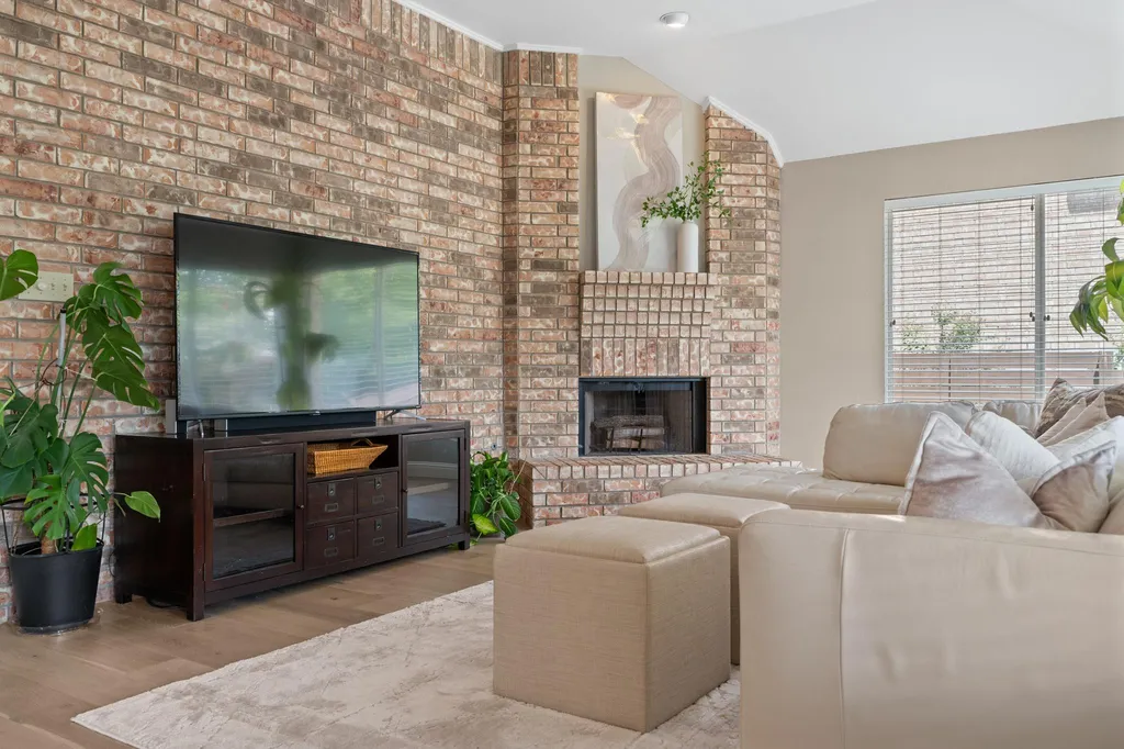 6104 Colina Lane Austin TX 78759