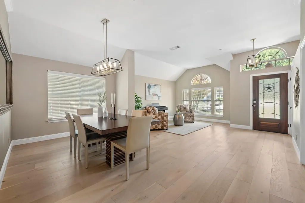 6104 Colina Lane Austin TX 78759