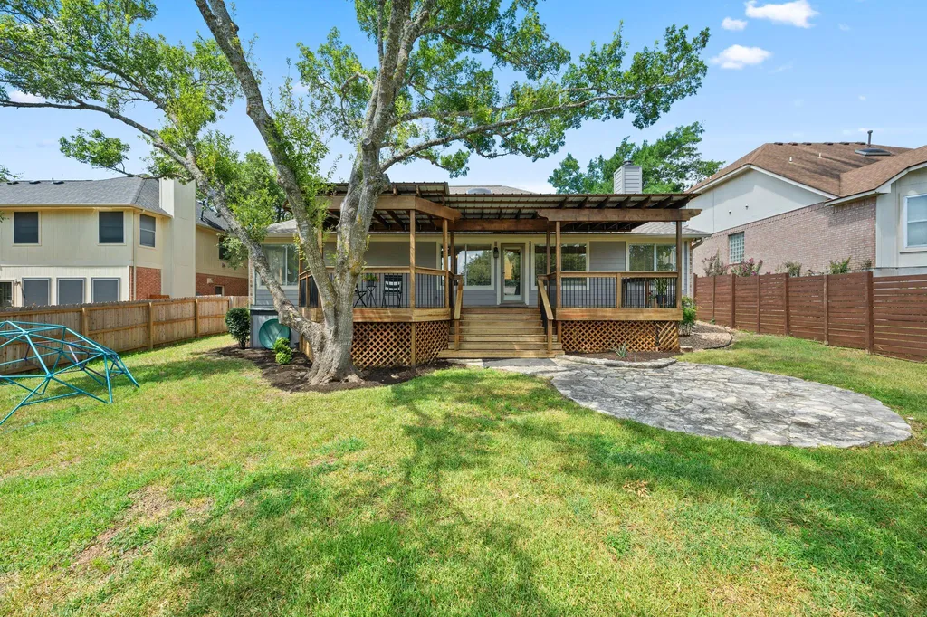 6104 Colina Lane Austin TX 78759