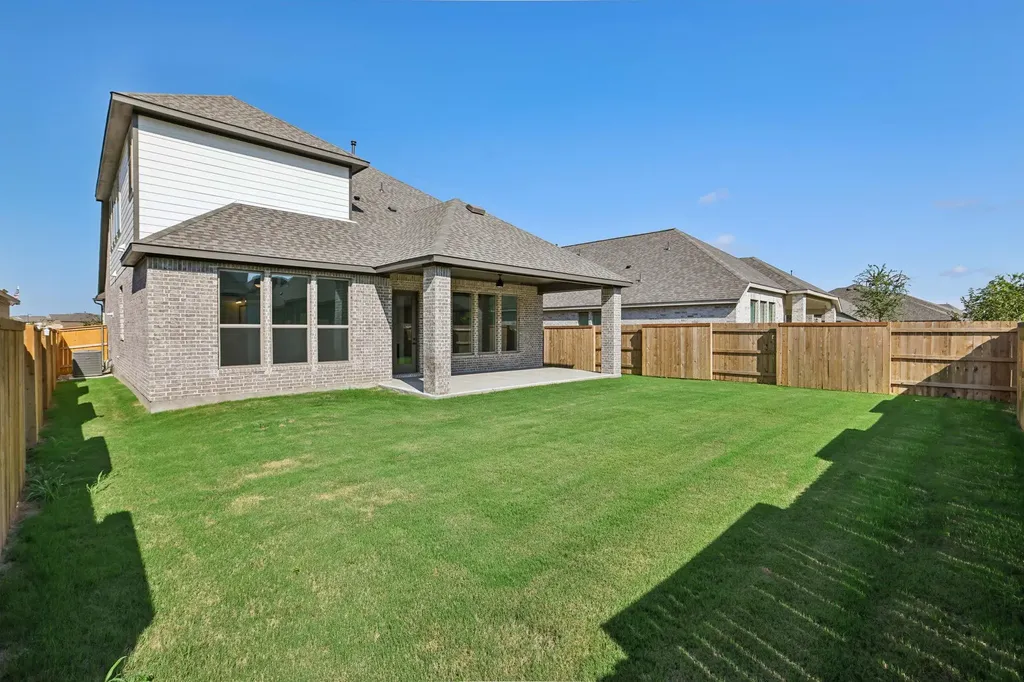 553 Prickly Poppy Loop Kyle TX 78640