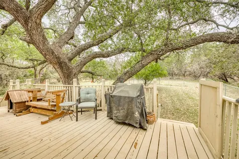 204 W Lakeshore Drive Sunrise Beach Village TX 78643