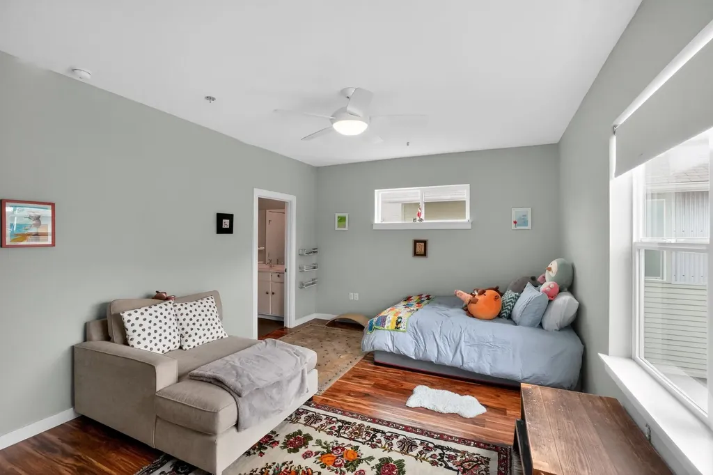 301 W Stassney Lane Austin TX 78745
