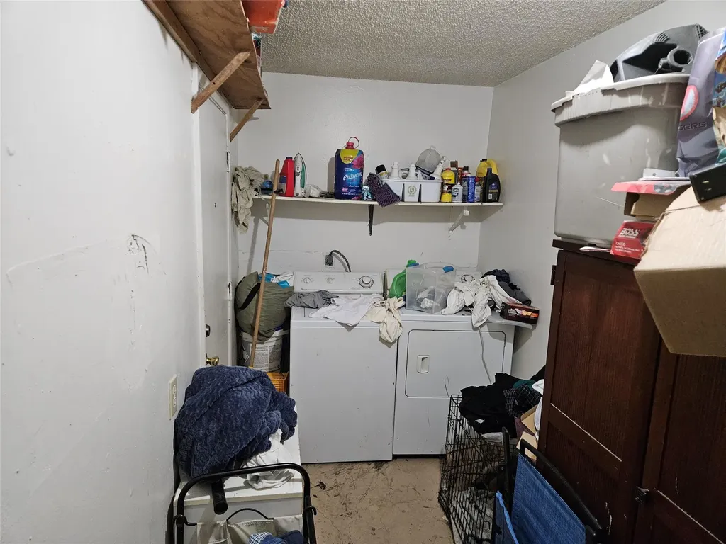 1909 Hearthside Drive Austin TX 78757