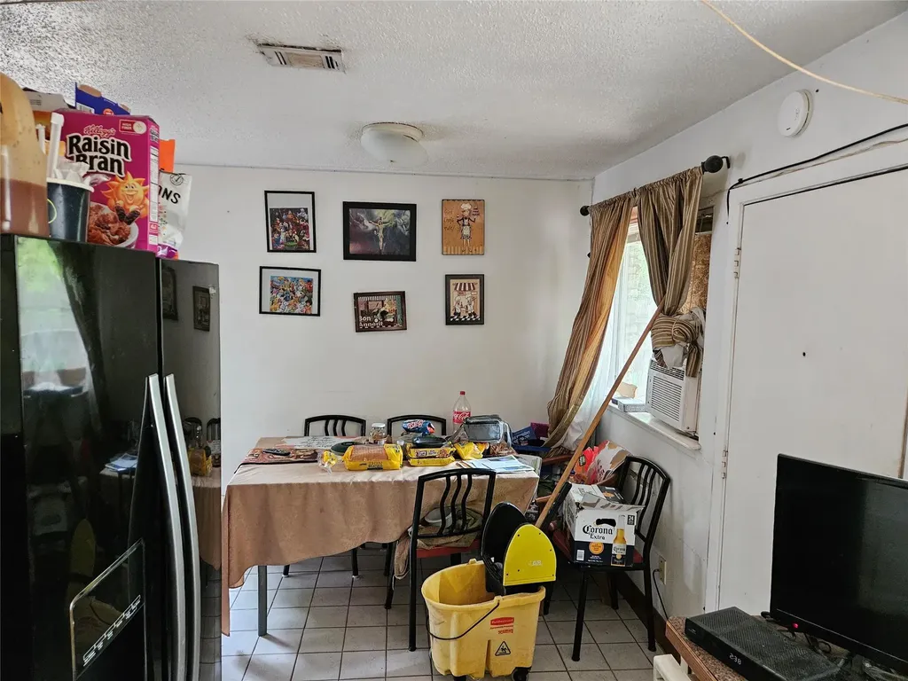 1909 Hearthside Drive Austin TX 78757