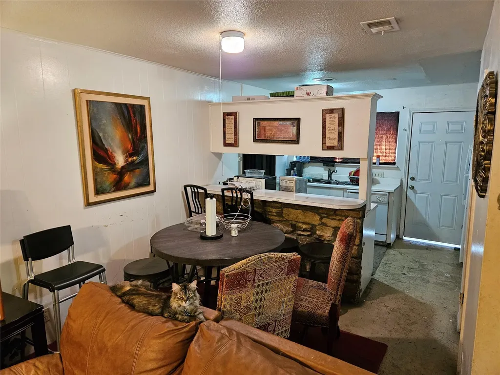1909 Hearthside Drive Austin TX 78757