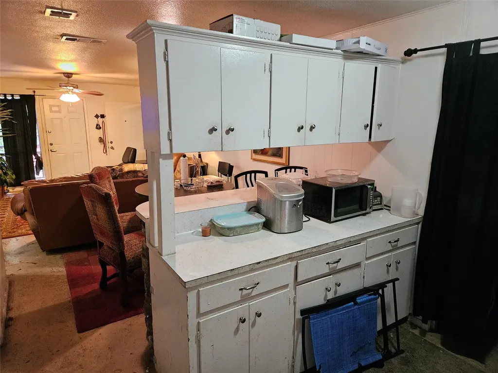 1909 Hearthside Drive Austin TX 78757