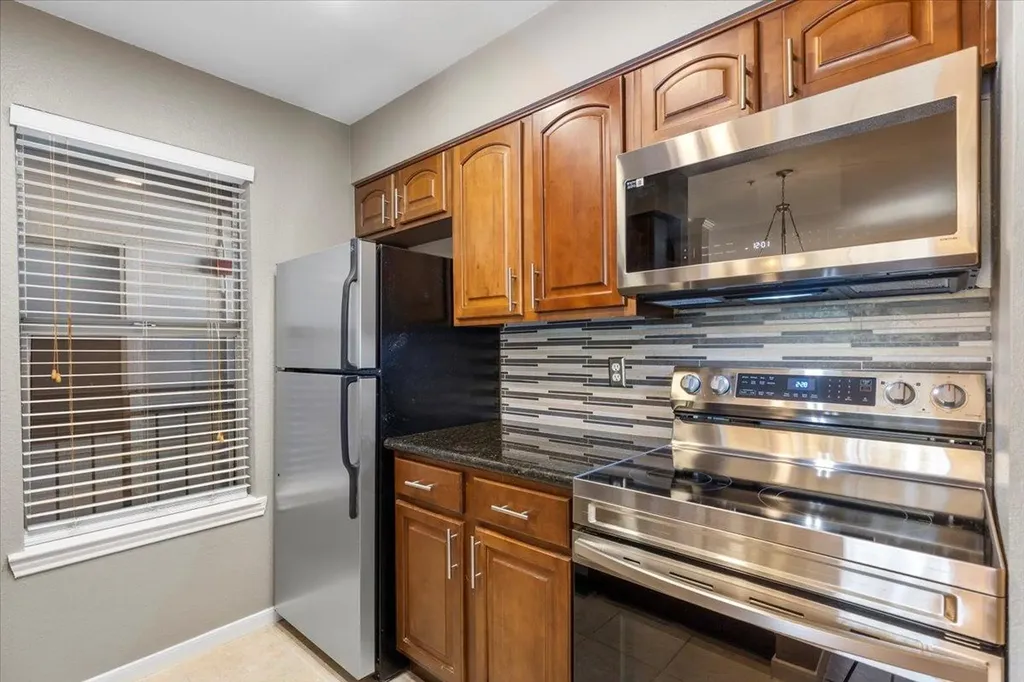 6000 Shepherd Mountain Cove Austin TX 78730
