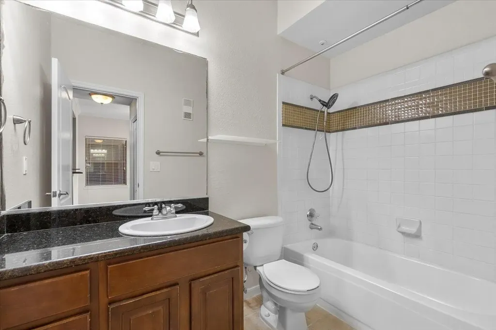 6000 Shepherd Mountain Cove Austin TX 78730