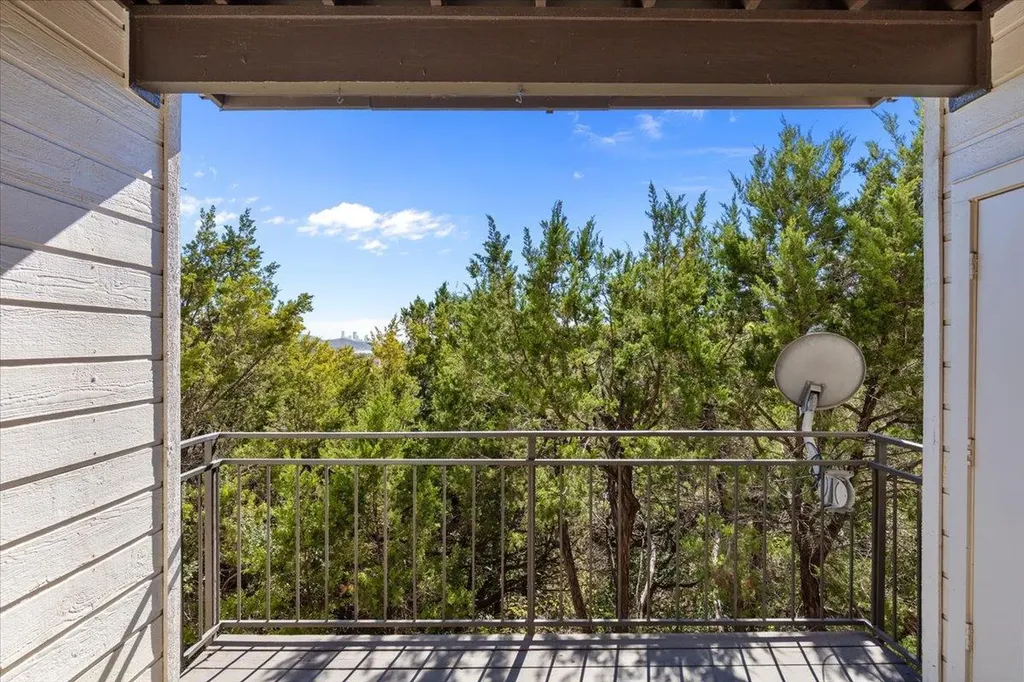 6000 Shepherd Mountain Cove Austin TX 78730