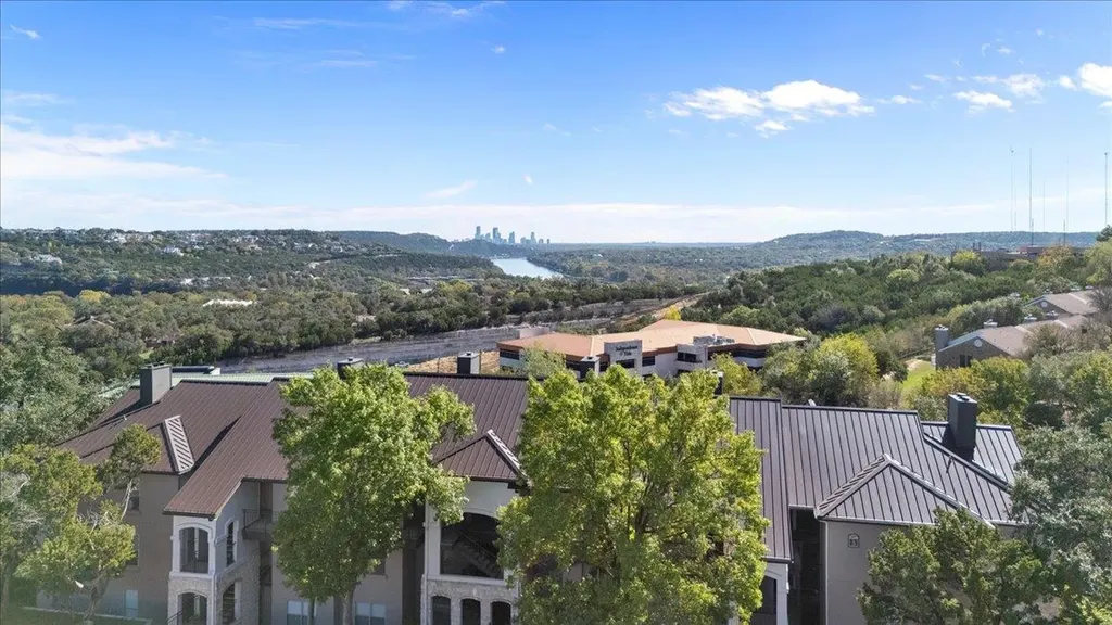 6000 Shepherd Mountain Cove Austin TX 78730