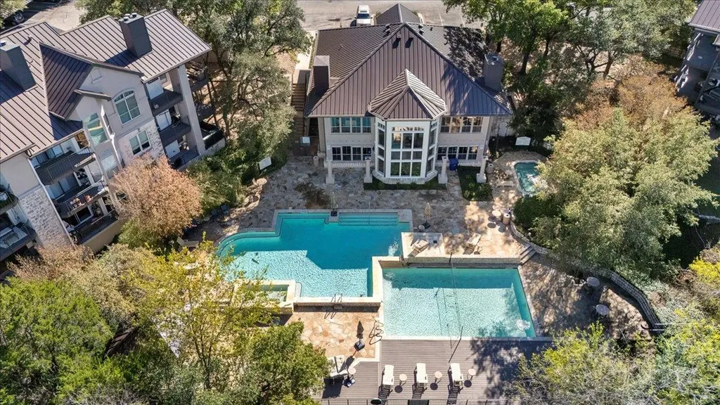 6000 Shepherd Mountain Cove Austin TX 78730