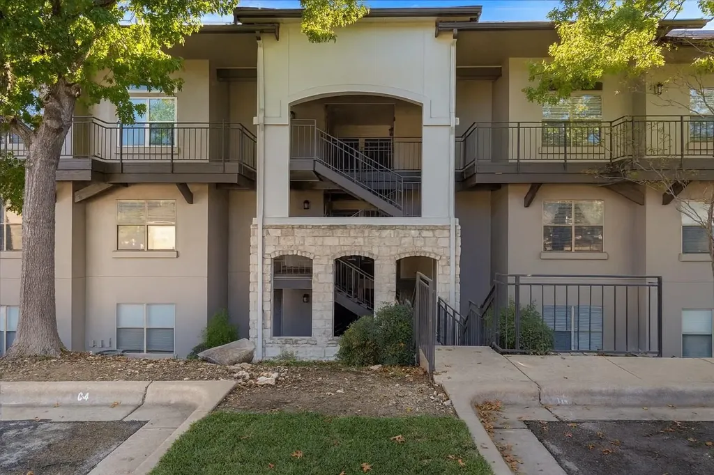 6000 Shepherd Mountain Cove Austin TX 78730