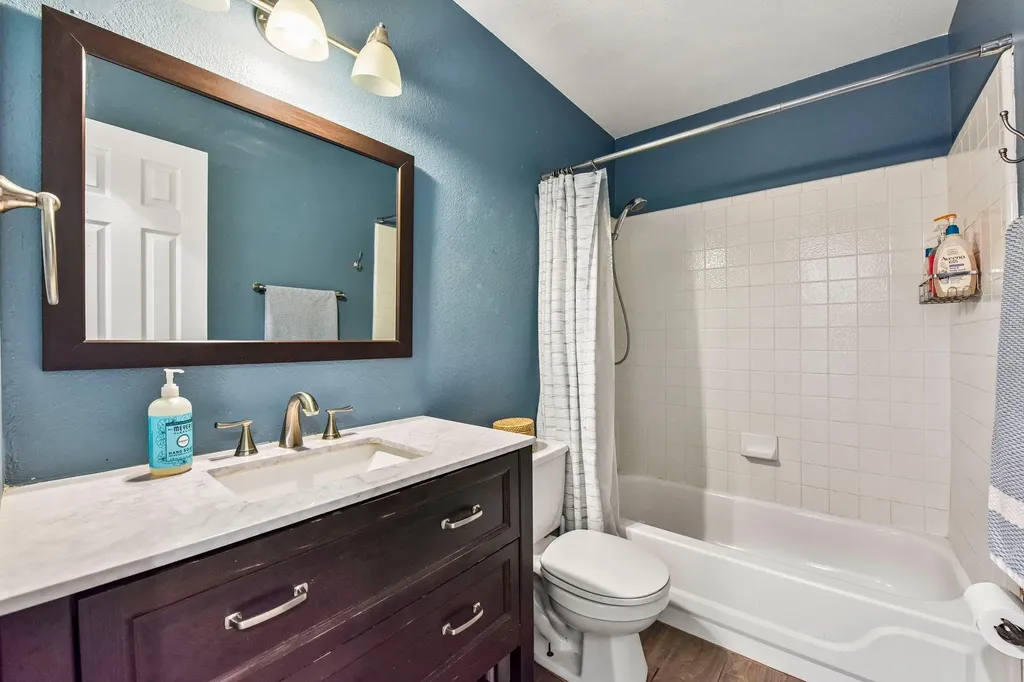 170 Kates Cove Buda TX 78610