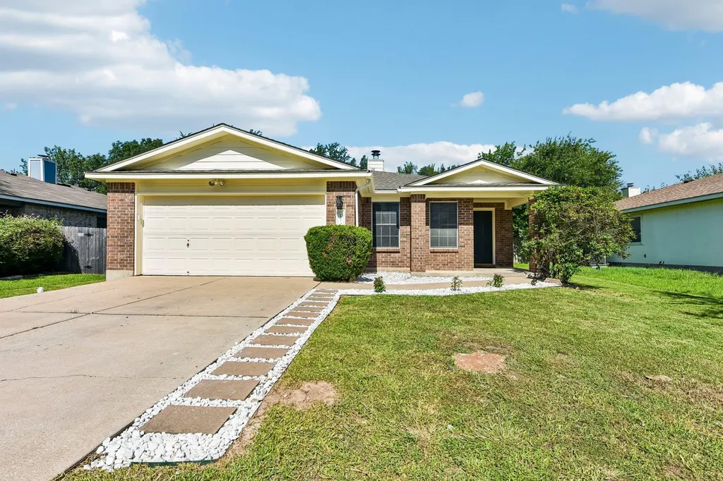 170 Kates Cove Buda TX 78610