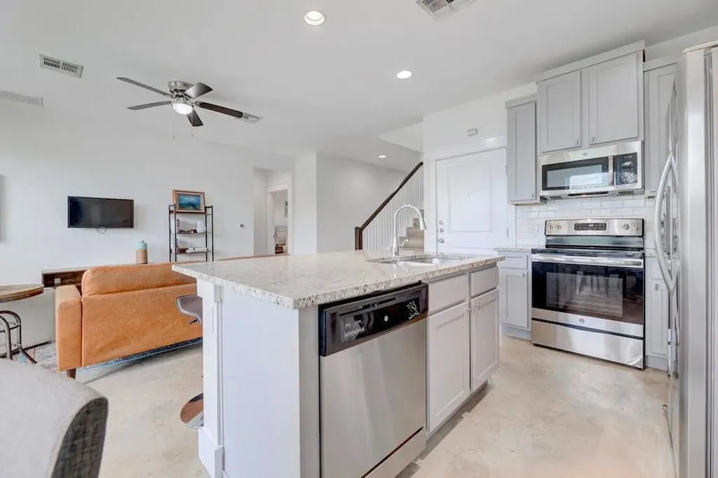 13501 Metric Boulevard Austin TX 78727