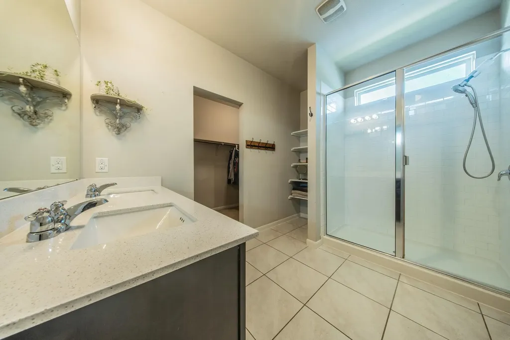 6712 May Shower Drive Austin TX 78744