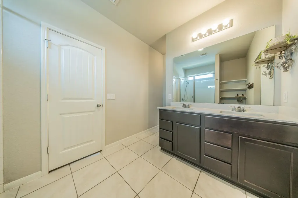 6712 May Shower Drive Austin TX 78744