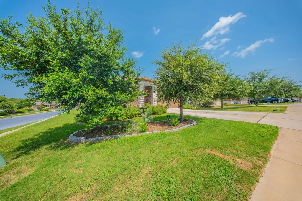 6712 May Shower Drive Austin TX 78744