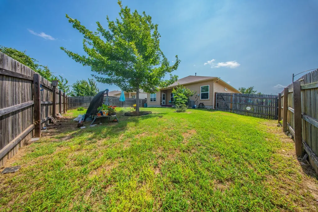 6712 May Shower Drive Austin TX 78744