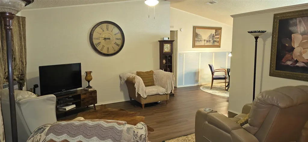 2002 Citation Drive Del Valle TX 78617