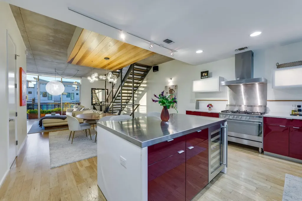 2301 S 5th Street Austin TX 78704