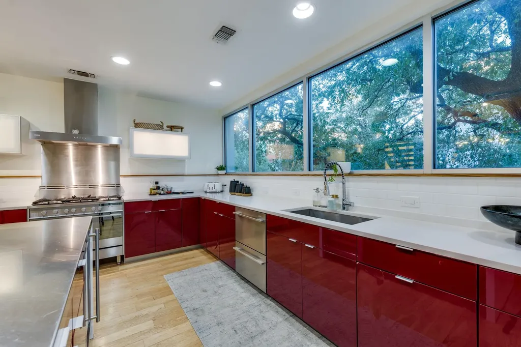 2301 S 5th Street Austin TX 78704