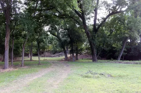 900 Old Lytton Springs Road Lockhart TX 78644
