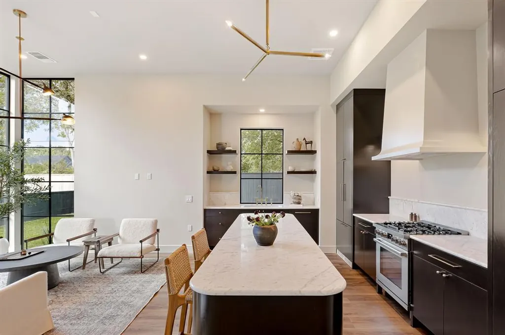 4414 Banister Lane Austin TX 78745