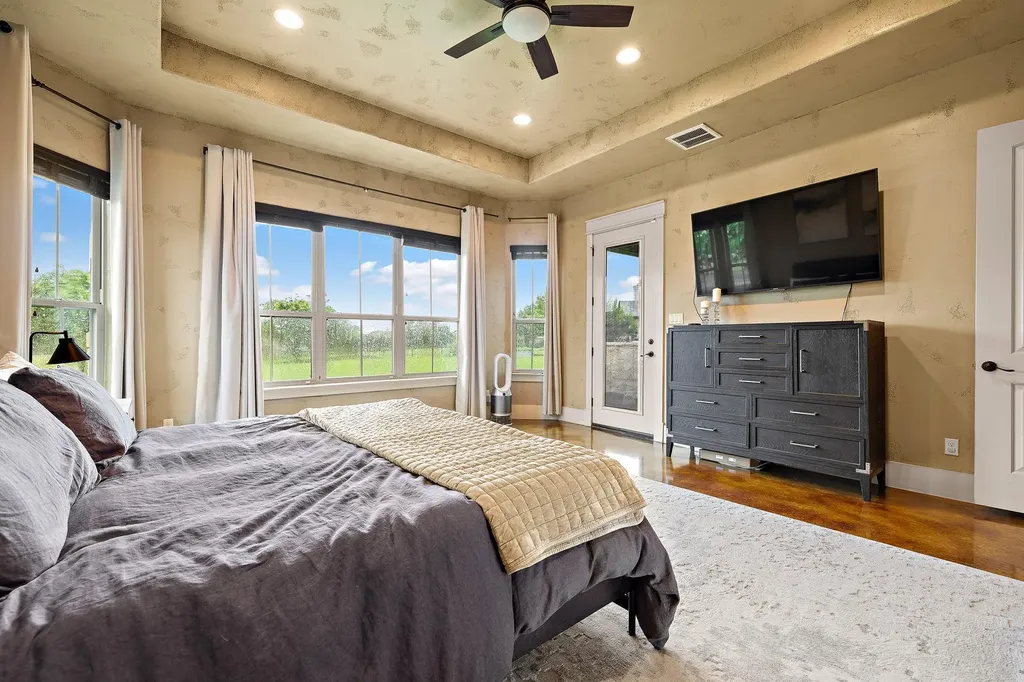 201 Eagle Valley Lane Liberty Hill TX 78642