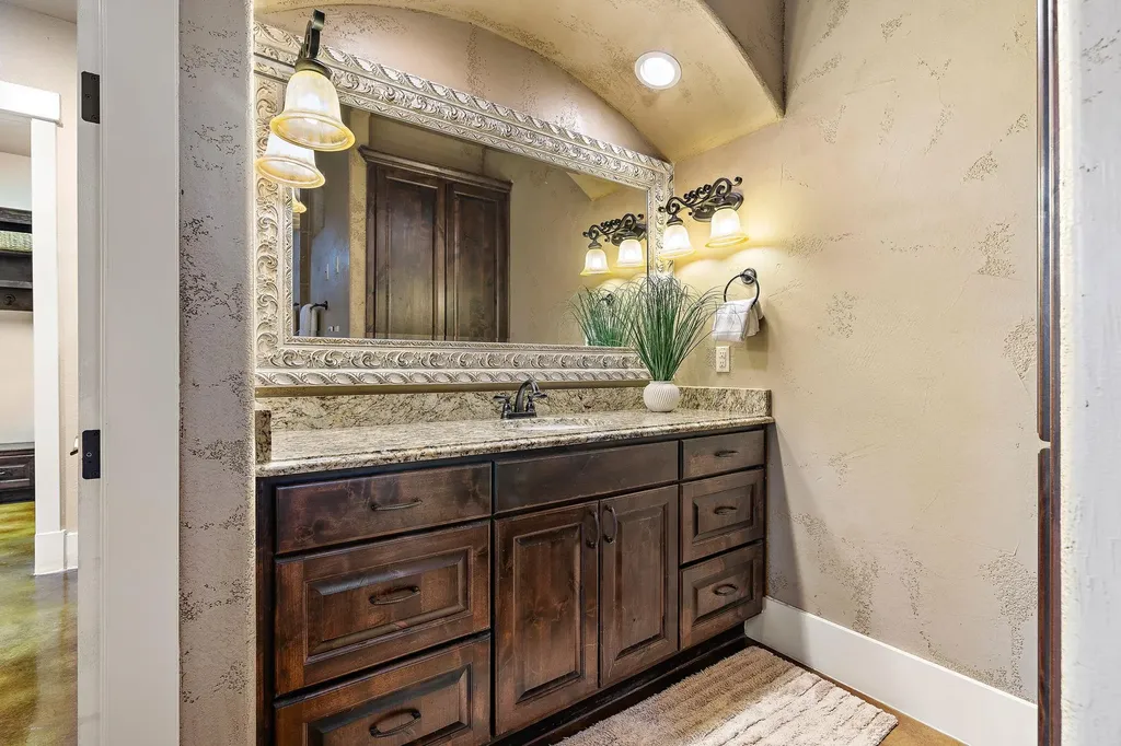 201 Eagle Valley Lane Liberty Hill TX 78642