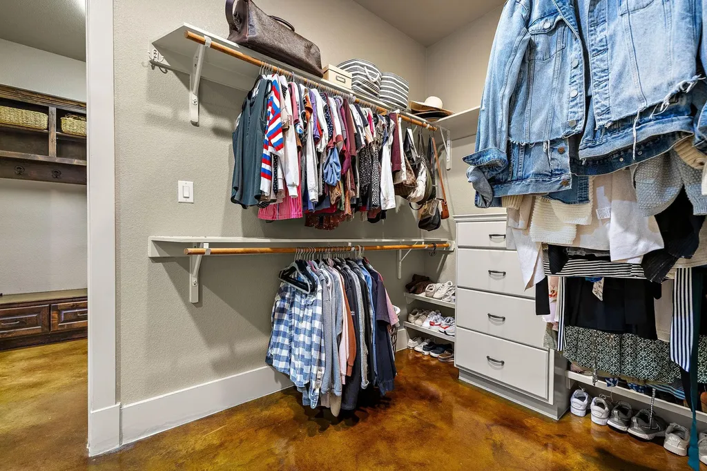 201 Eagle Valley Lane Liberty Hill TX 78642