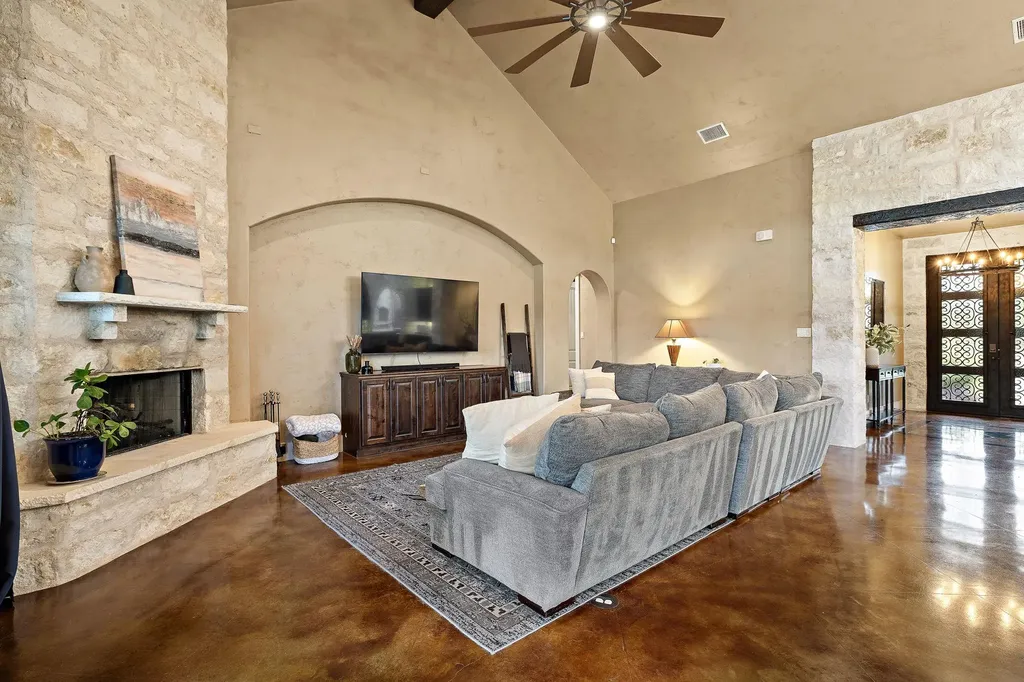 201 Eagle Valley Lane Liberty Hill TX 78642