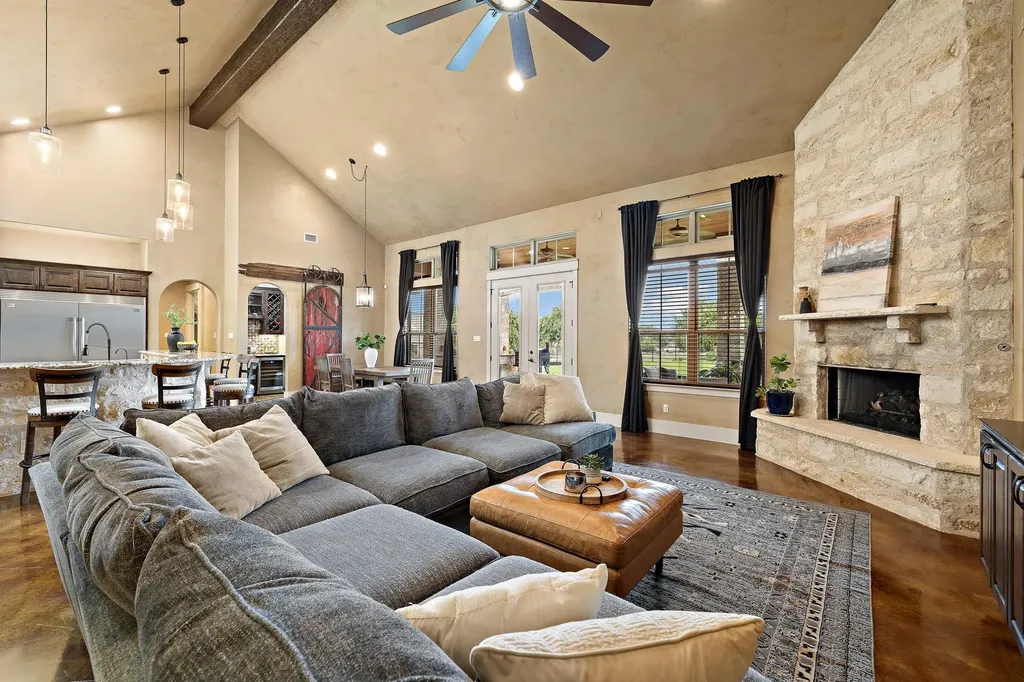 201 Eagle Valley Lane Liberty Hill TX 78642