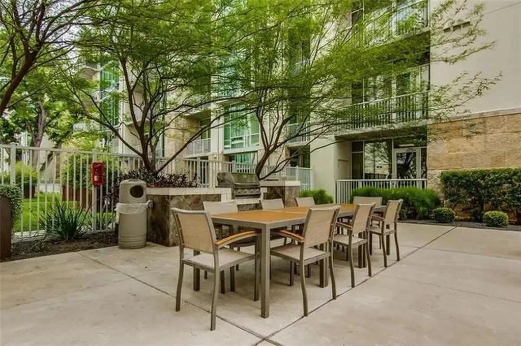 1600 Barton Springs Road Austin TX 78704