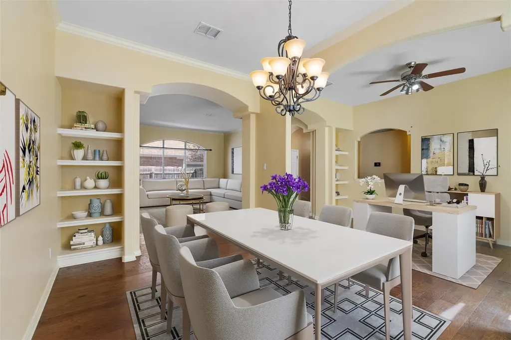 6814 Thistle Hill Way Austin TX 78754
