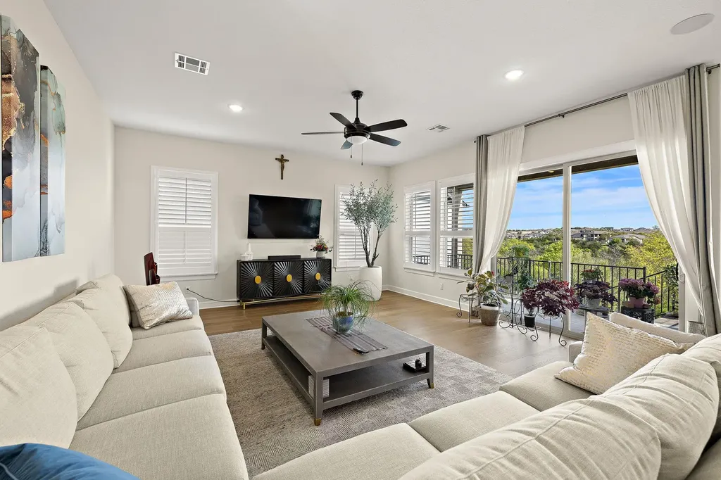 2000 Mazarro Drive Leander TX 78641